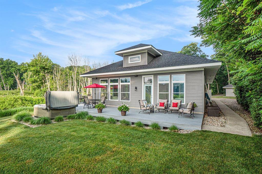 Almena Twp, MI 49055,28845 Northern Bluff Drive