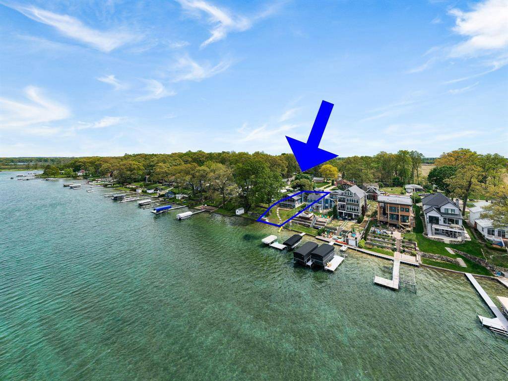 Ontwa Twp, MI 49112,23542 S Shore Drive