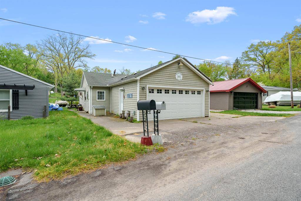 Silver Creek Twp, MI 49047,50761 W Bay Road