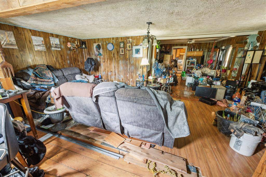 Dowagiac, MI 49047,526 S Front Street