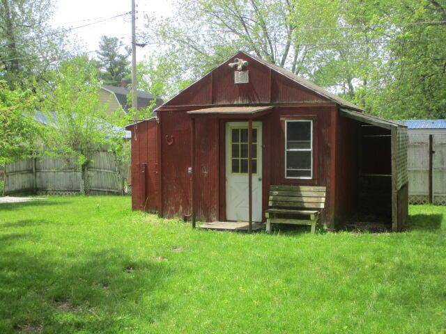 Watervliet, MI 49098,322 Crescent Street