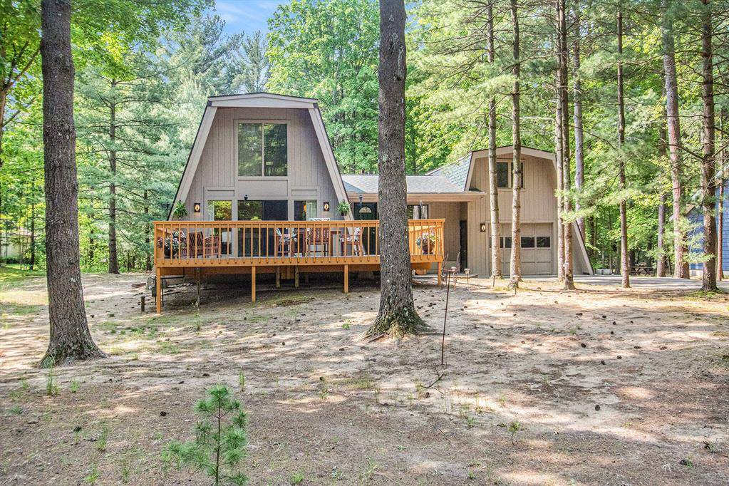 South Haven Twp, MI 49090,77125 Pinewood Lane