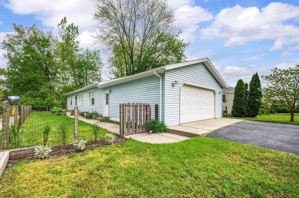 Watervliet Twp, MI 49098,8243 Forest Beach Road
