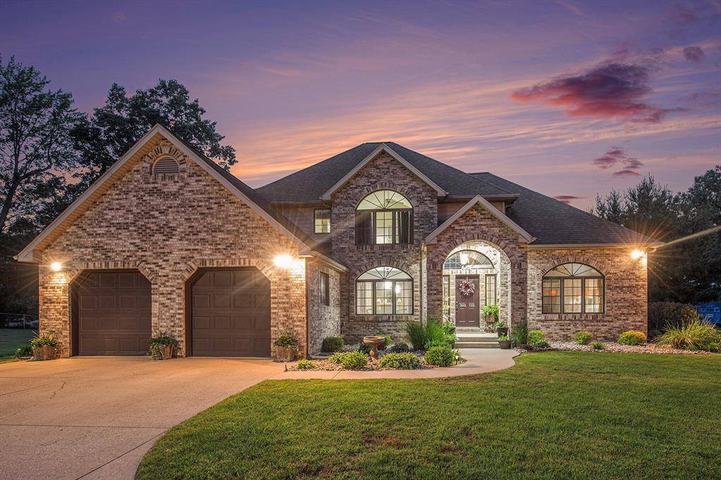 Howard Twp, MI 49120,1256 Barron Lake Road