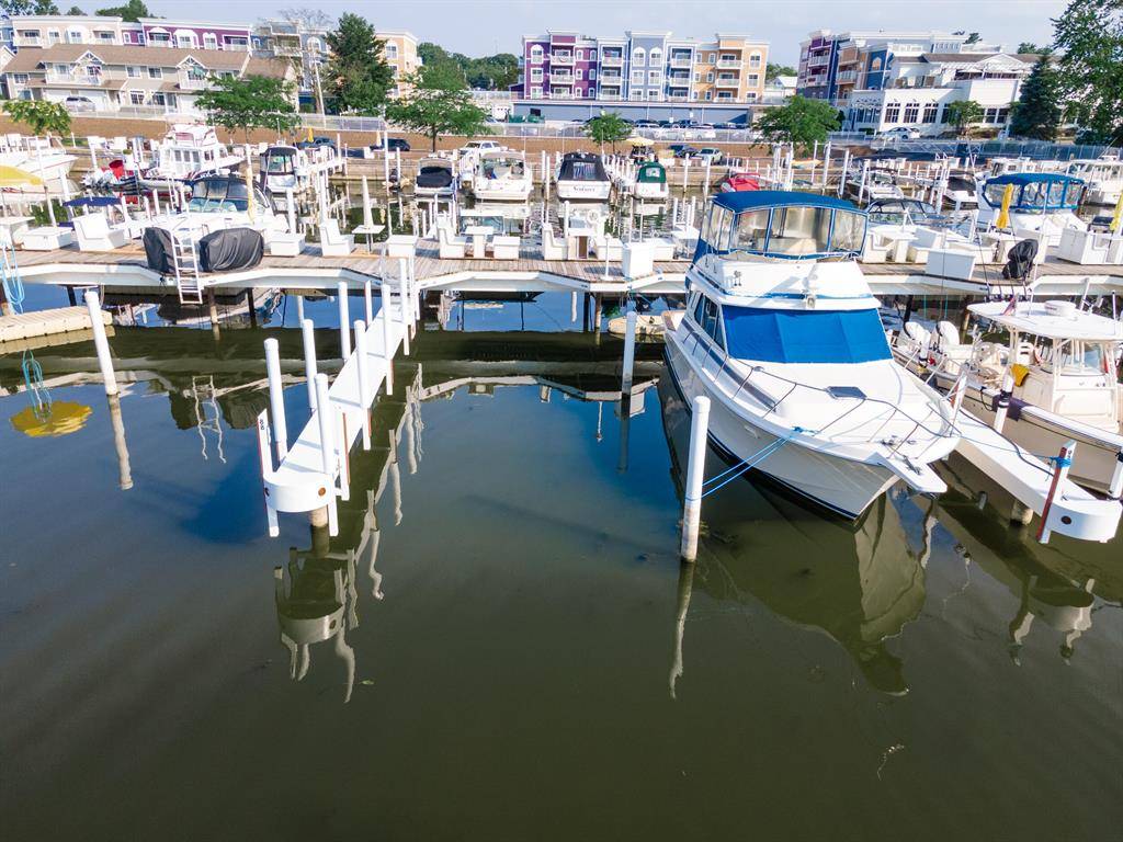 New Buffalo, MI 49117,90 Harbor Landing