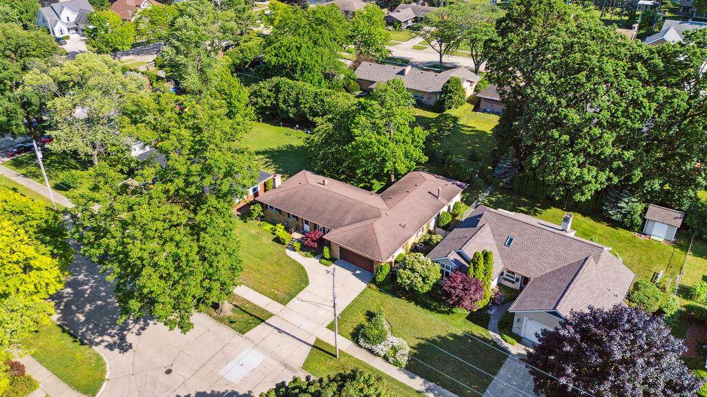 St. Joseph, MI 49085,308 Winwood Avenue