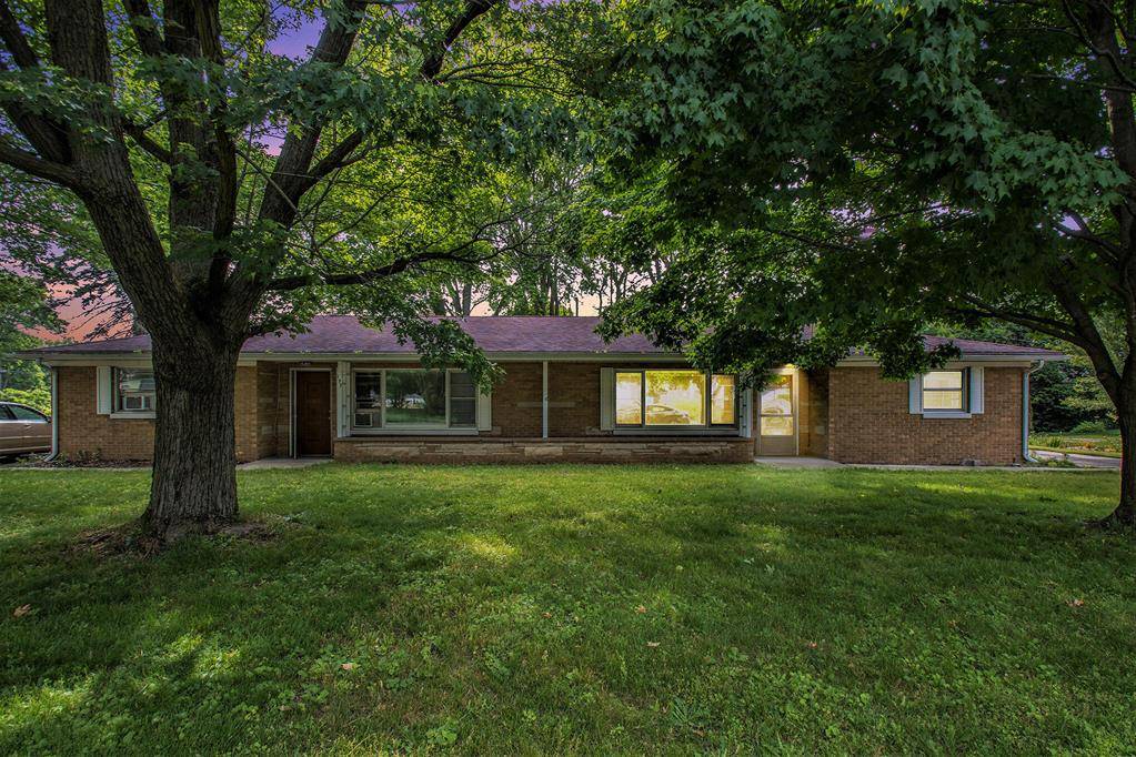 Coloma, MI 49038,157 Elvern Drive