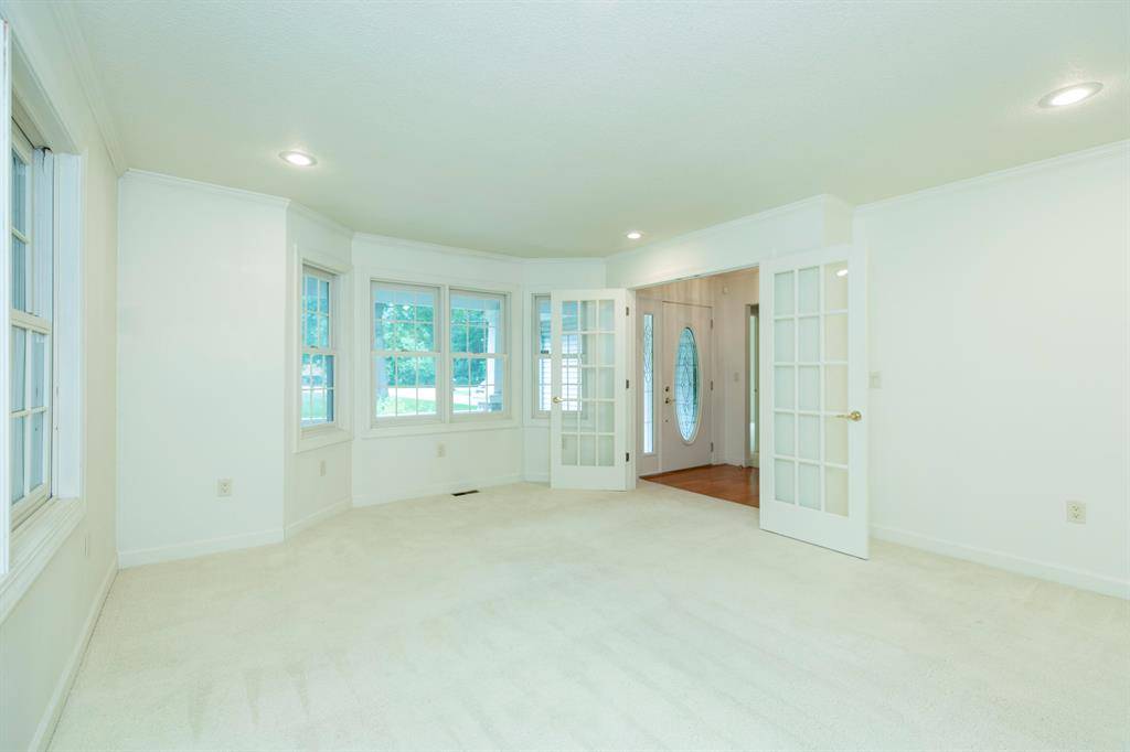 Niles Twp, MI 49120,1803 Bell Road