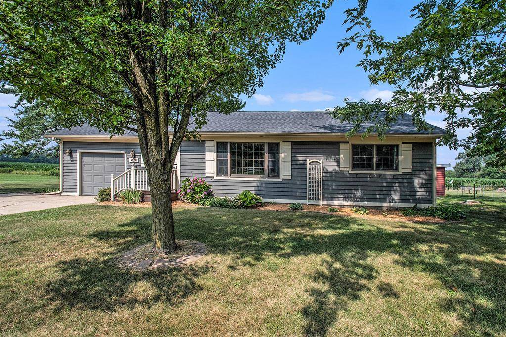 Three Oaks Vlg, MI 49128,404 Sherwood Avenue