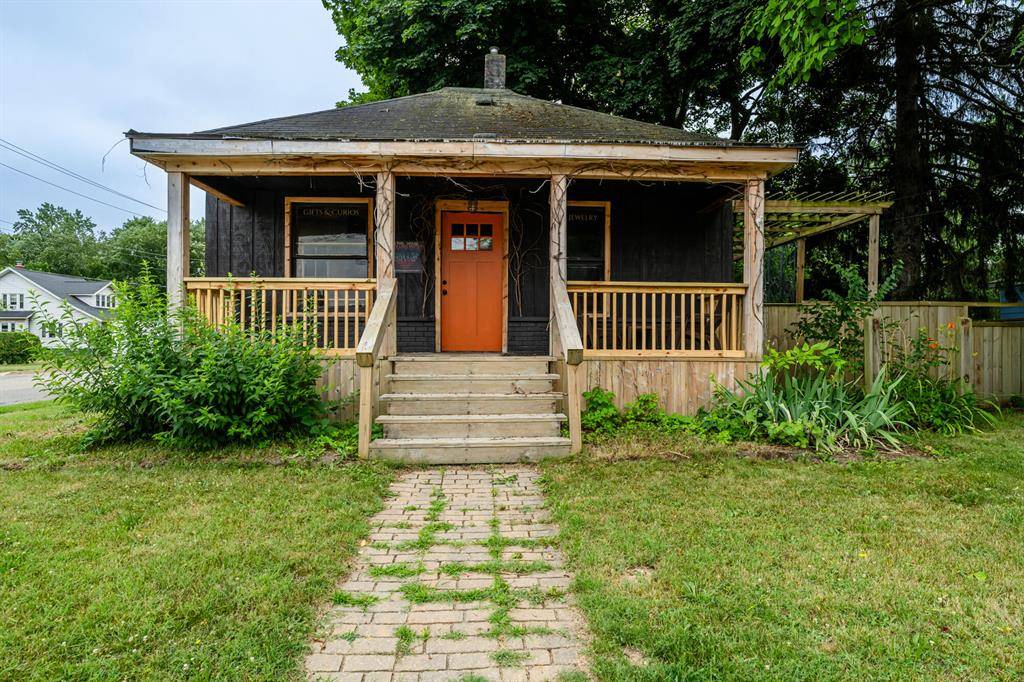 Coloma, MI 49038,112 W St. Joseph Street