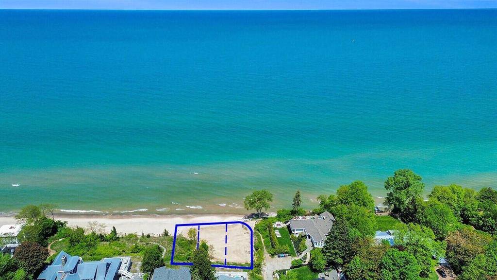Michiana Vlg, MI 49117,4281 Lake Shore Drive