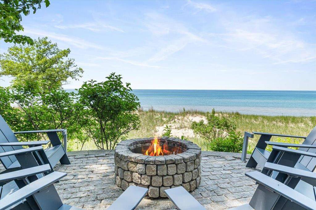 Lake Twp, MI 49106,9182 Hemlock Lane