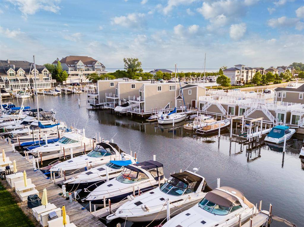 New Buffalo, MI 49117,18 Harbor Isle Drive