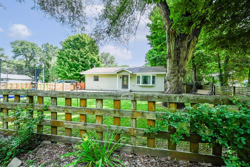 Keeler Twp, MI 49047,93505 Charles Street