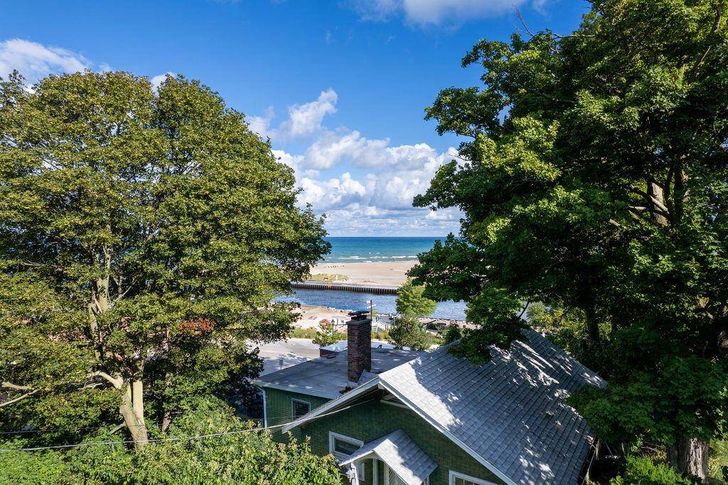 South Haven, MI 49090,83 Michigan Avenue