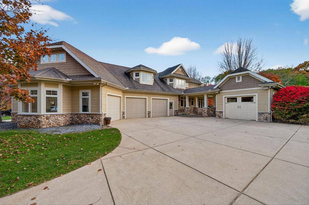 Bertrand Twp, MI 49120,2080 High Meadow S