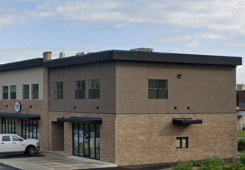 Holland, MI 49423,667 Hastings Avenue 103