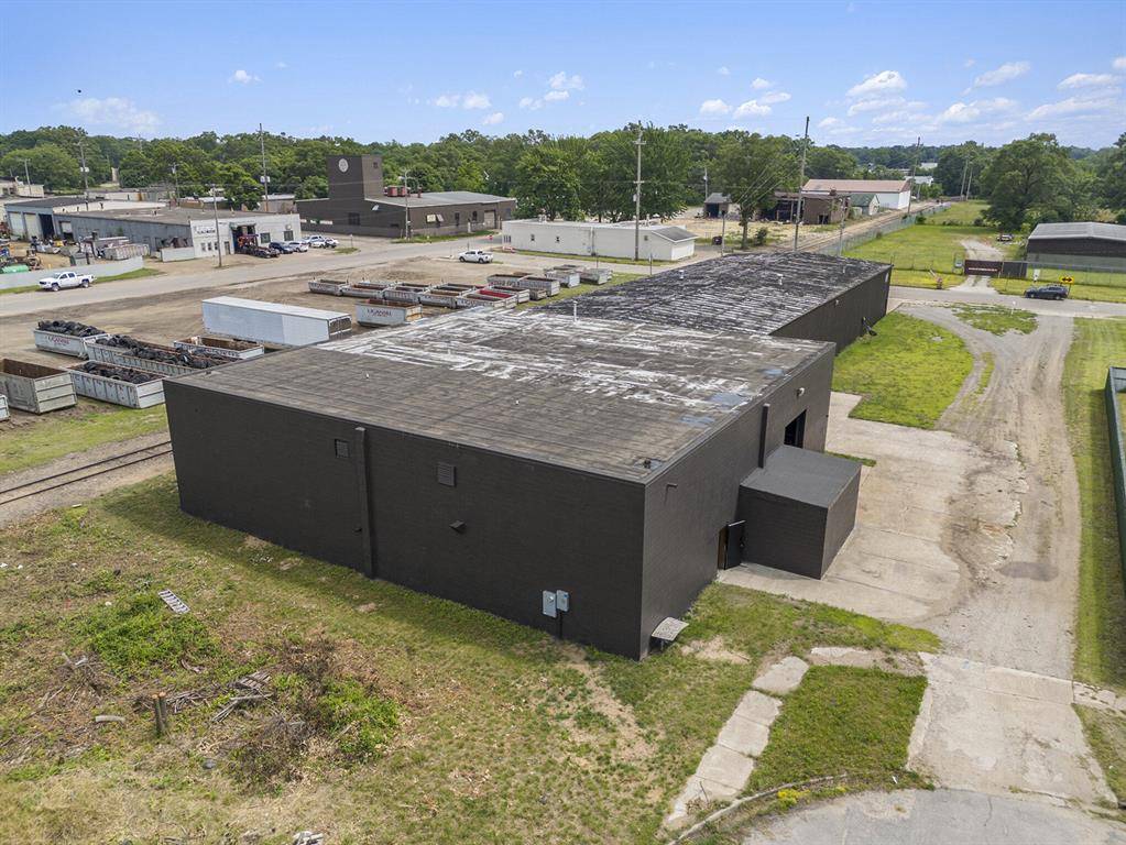 Muskegon Heights, MI 49444,422 W Hovey Avenue