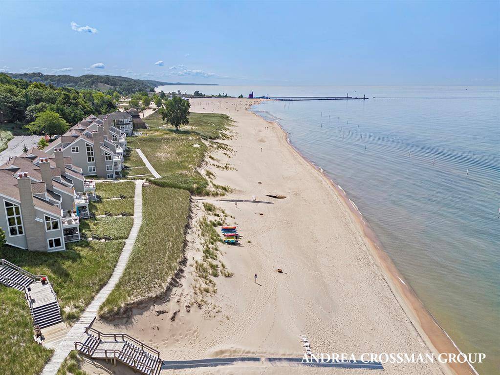 Park Twp, MI 49424,741 Spyglass Hill