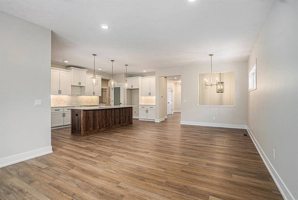 Zeeland Twp, MI 49464,6779 Vriesland Crossing Building: 2 3