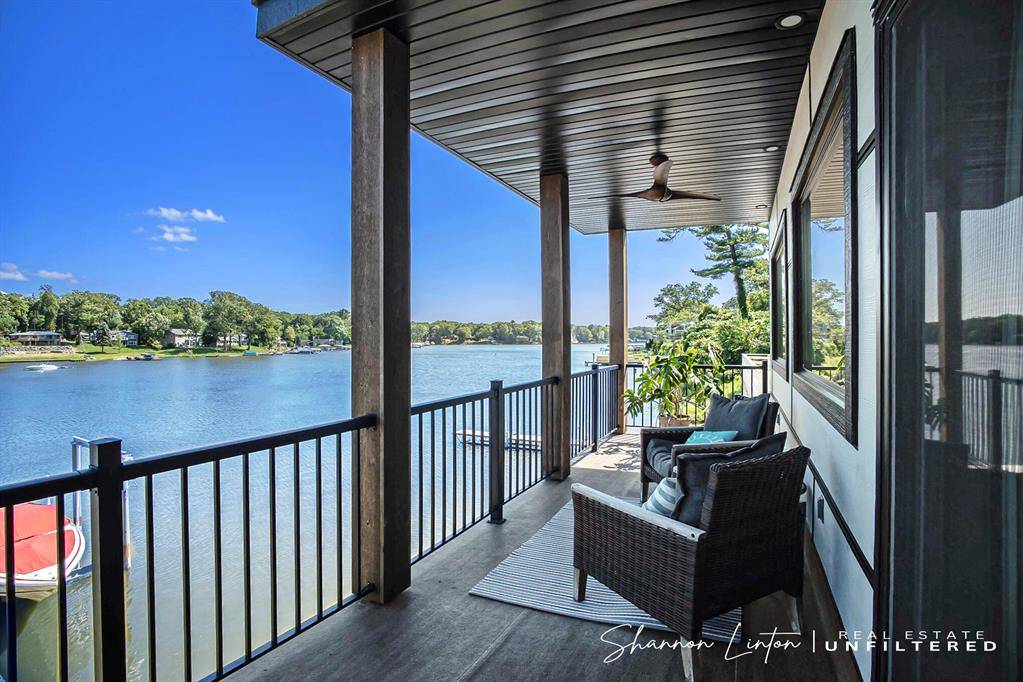 Fruitport Vlg, MI 49415,204 Lake Street