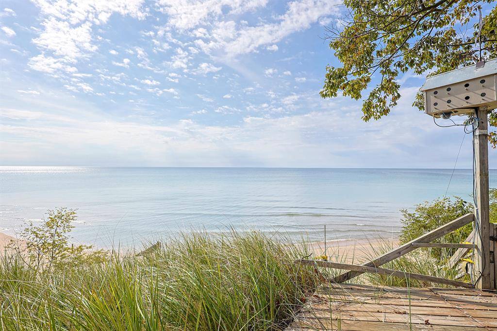 Norton Shores, MI 49441,3845 Norton Hills Road