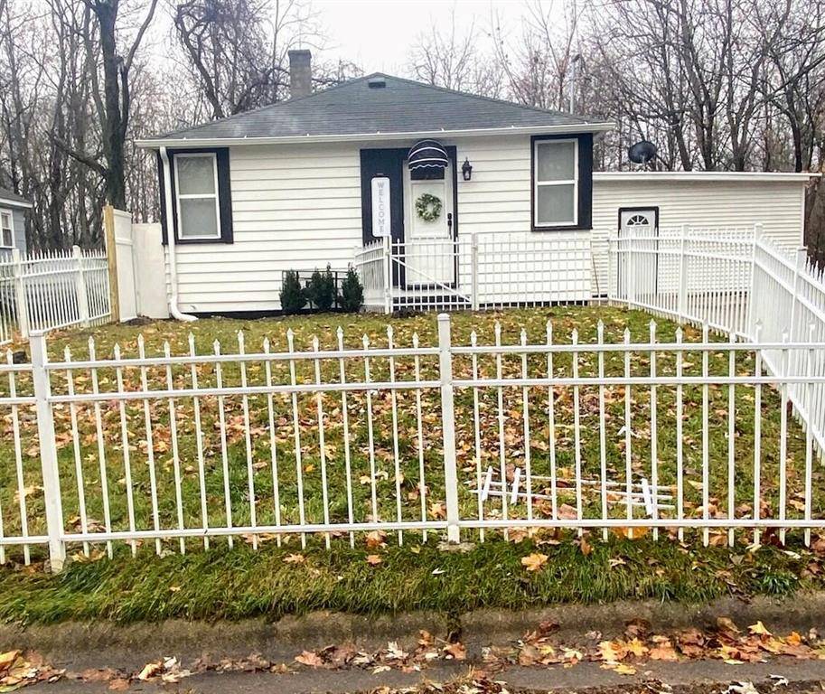 Benton Twp, MI 49022,934 Edgecumbe Avenue