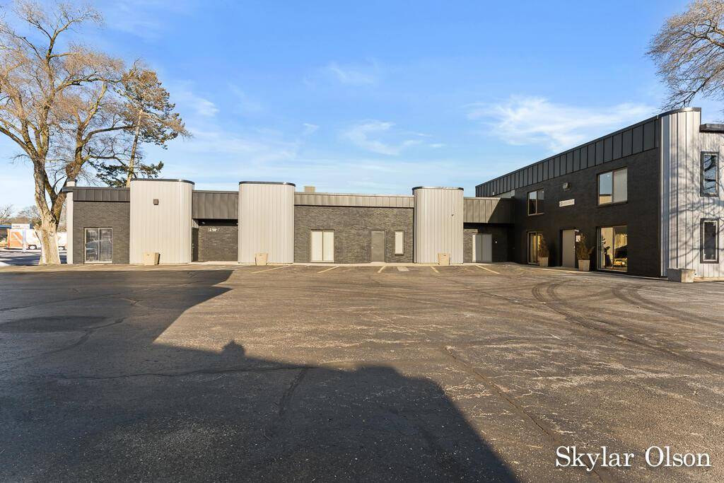 North Muskegon, MI 49445,440 Whitehall Road