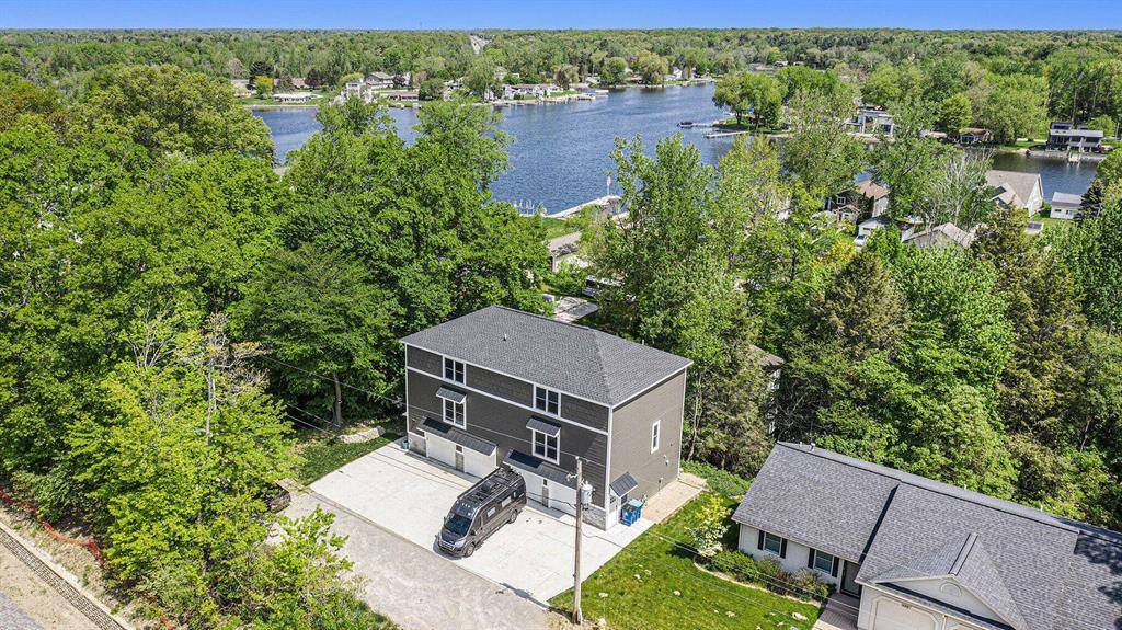 Ferrysburg, MI 49456,16905 Highland Avenue