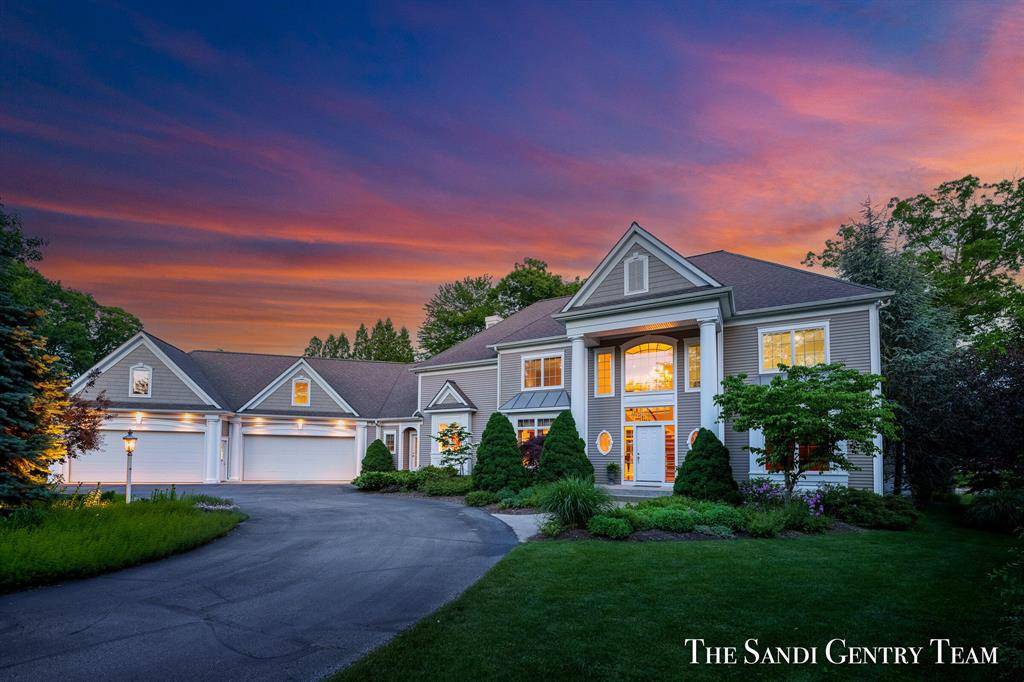 Spring Lake Twp, MI 49456,16076 Highland Drive