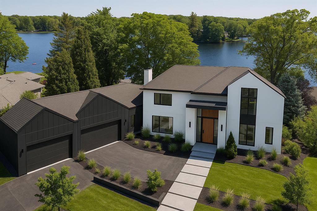 Spring Lake Twp, MI 49456,16076 Highland Drive