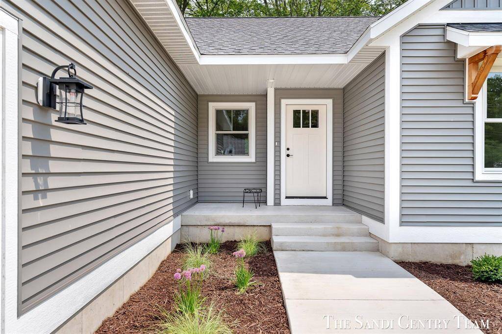 Norton Shores, MI 49441,5128 Henry Street