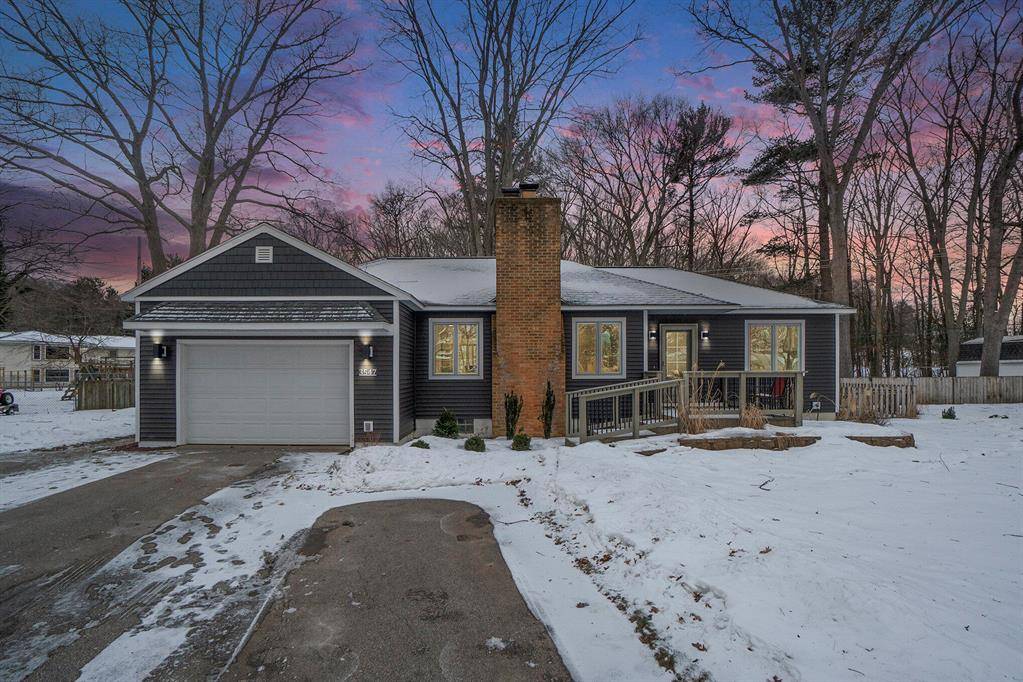 Norton Shores, MI 49441,3547 W Manitou Circle