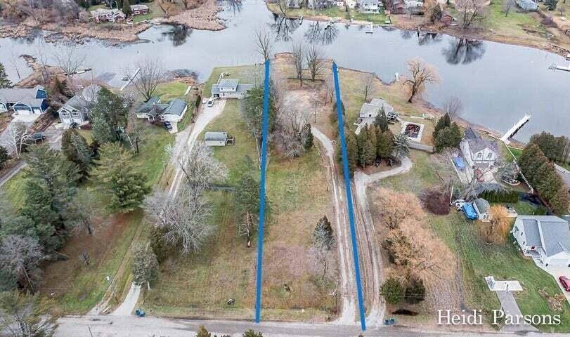 Ferrysburg, MI 49456,17836 Cove Street