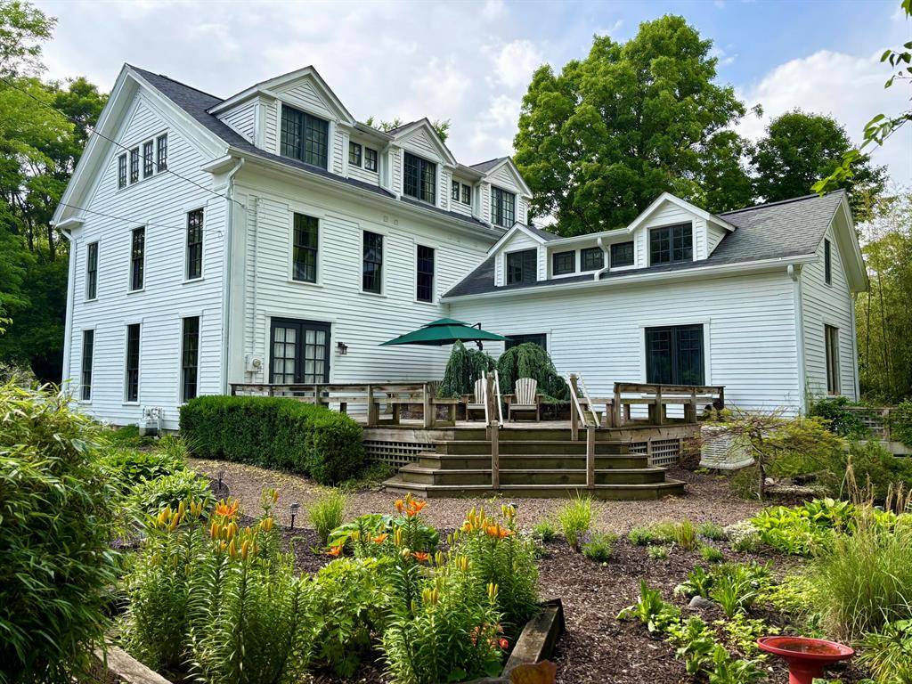 Saugatuck, MI 49453,607 Butler Street