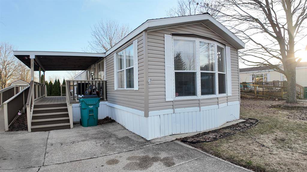 Muskegon Twp, MI 49445,117 Dogwood Court
