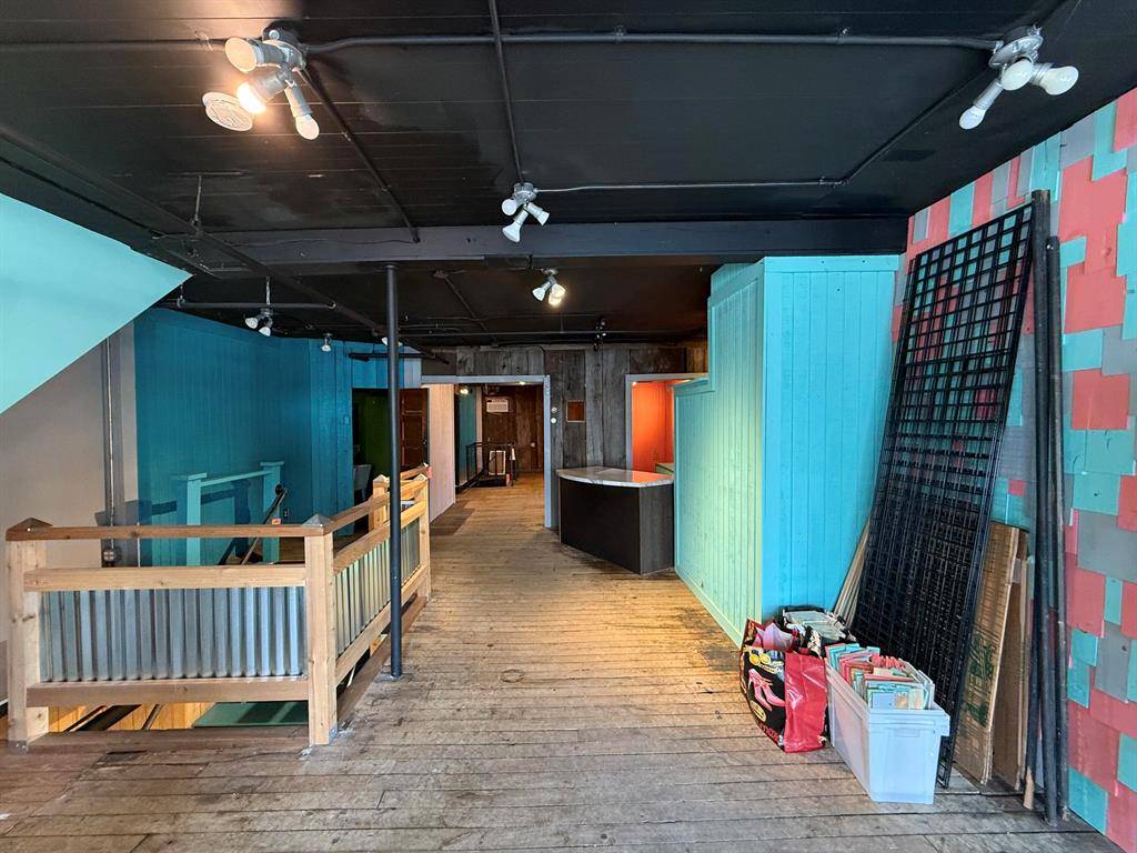 Saugatuck, MI 49453,133 Mason Street
