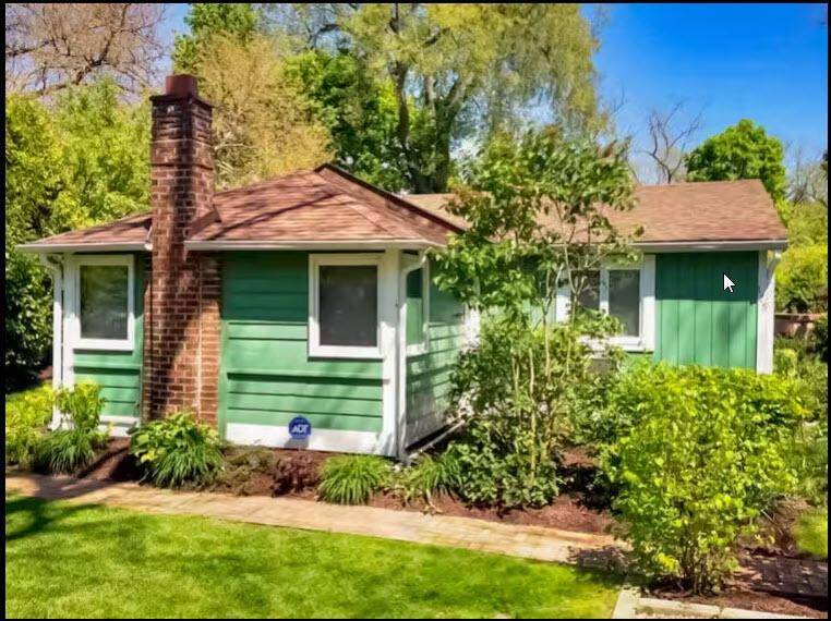 Douglas Vllg, MI 49406,125 S Mixer Street