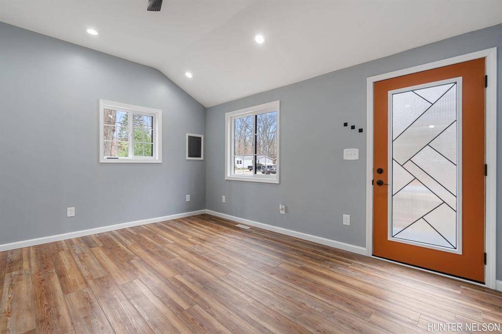 Muskegon Twp, MI 49445,175 Cora Avenue