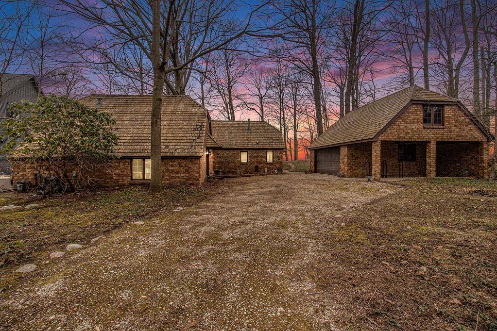 Saugatuck Twp, MI 49408,2580 Lakeshore Drive