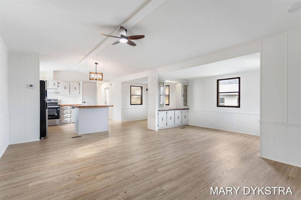 Zeeland Twp, MI 49423,8916 Lindy Lane