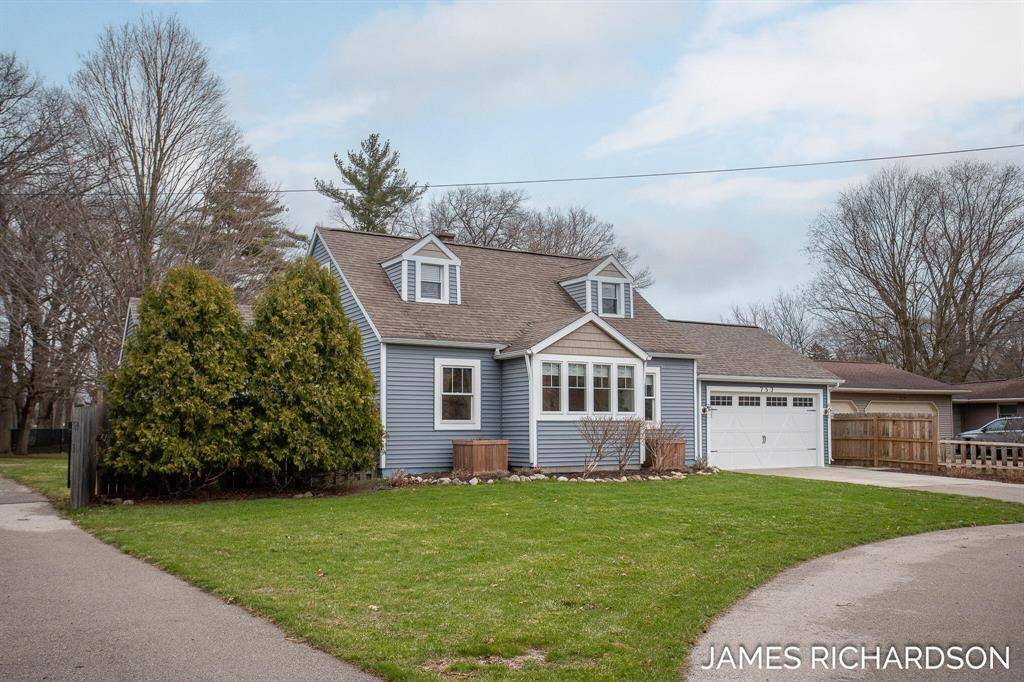 Spring Lake Vlg, MI 49456,753 E Savidge Street
