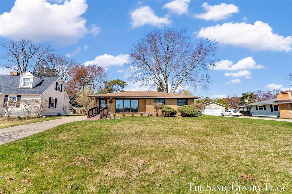 Spring Lake Vlg, MI 49456,733 Fall Street