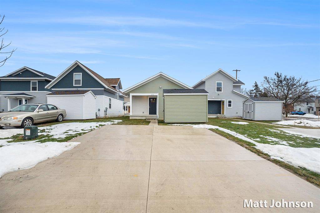 Grand Rapids, MI 49507,2120 Linden Avenue SE