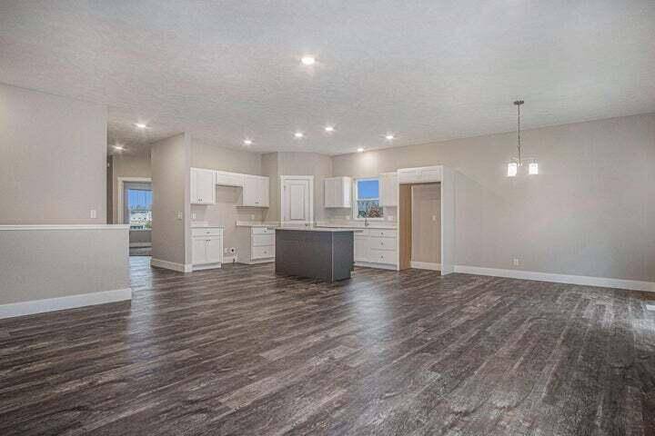 Fruitport Twp, MI 49444,2507 Gray Wolf Way