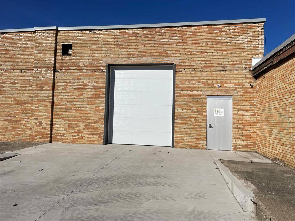Holland, MI 49423,510 E 16th Street 200