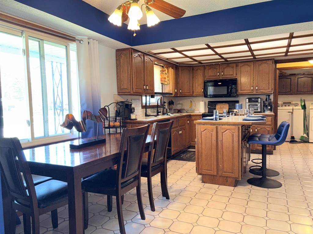 Norton Shores, MI 49441,1243 Crandall Avenue