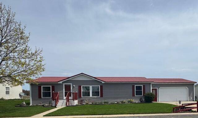 Fremont, MI 49412,504 Country View Lane