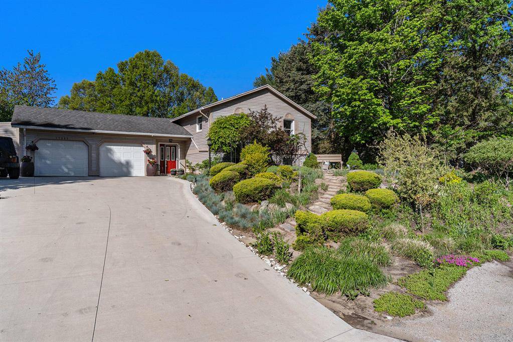 Ferrysburg, MI 49456,17653 Hiawatha Drive
