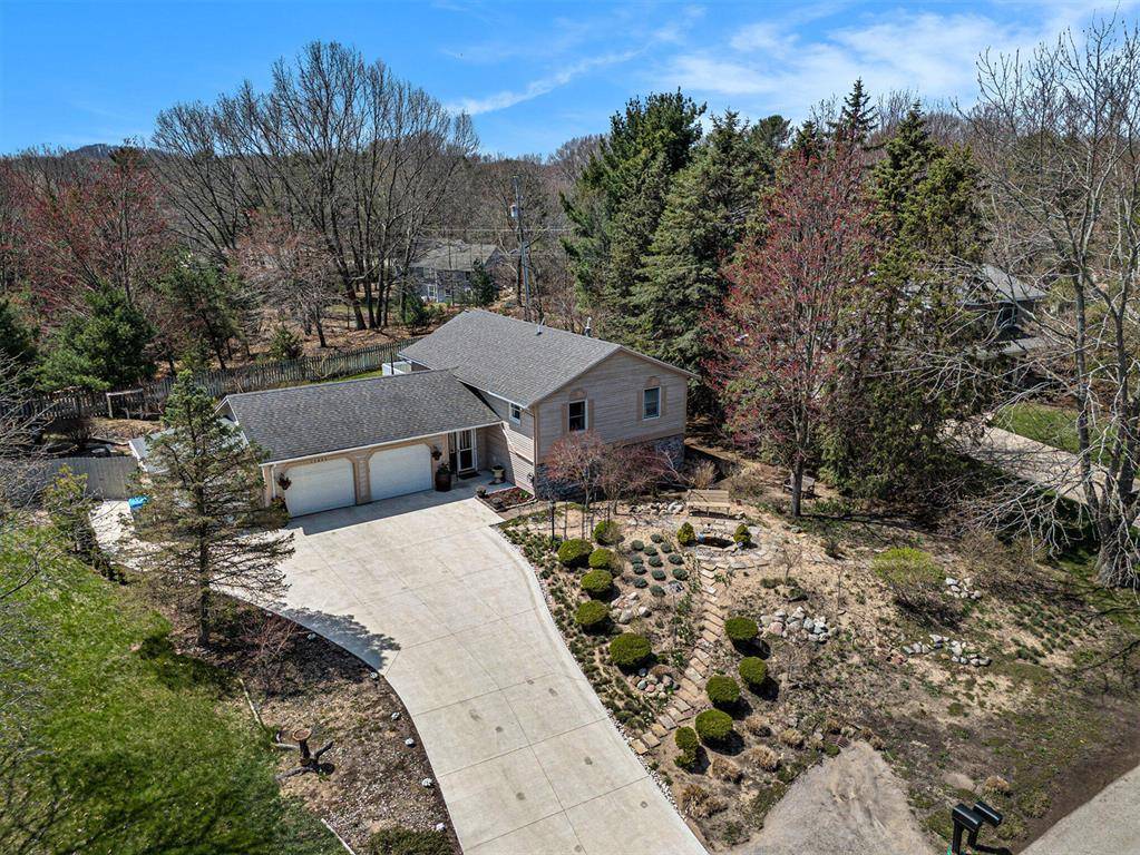 Ferrysburg, MI 49456,17653 Hiawatha Drive